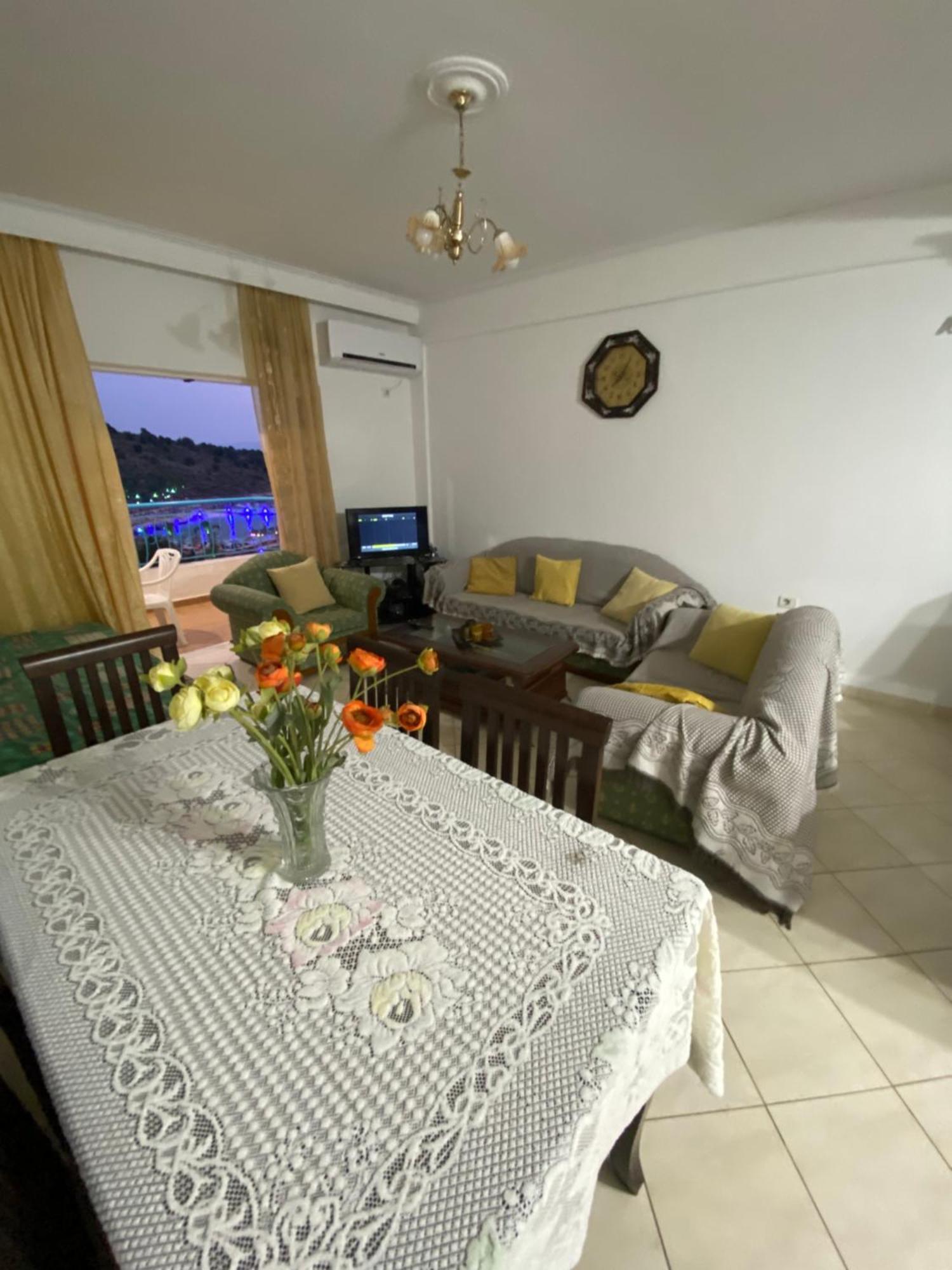 Apartaments Rraku Sarande Exterior photo