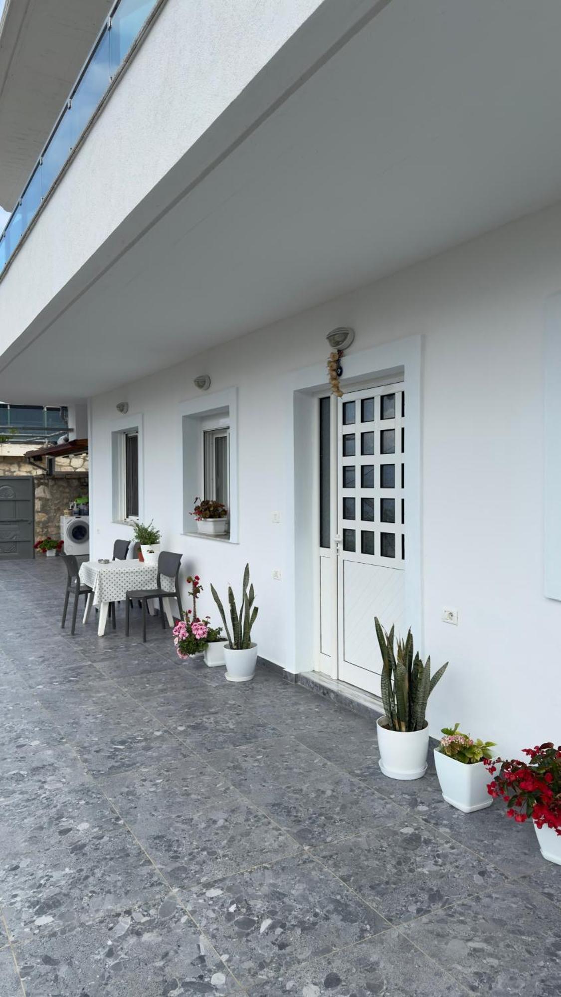 Apartaments Rraku Sarande Exterior photo